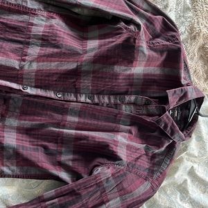 Marc Anthony slim fit large maroon men’s dress shirt
